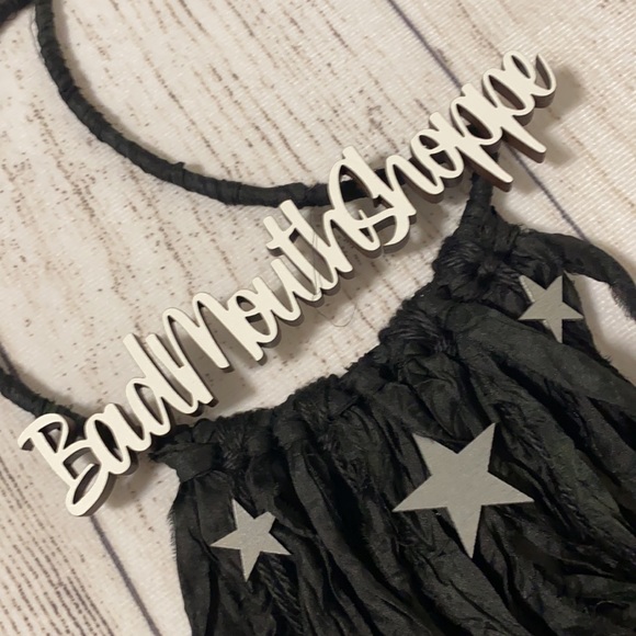 *Verona Black Black Silver Crescent Moon Stars Wall Hanging Dreamcatcher - Picture 3 of 5